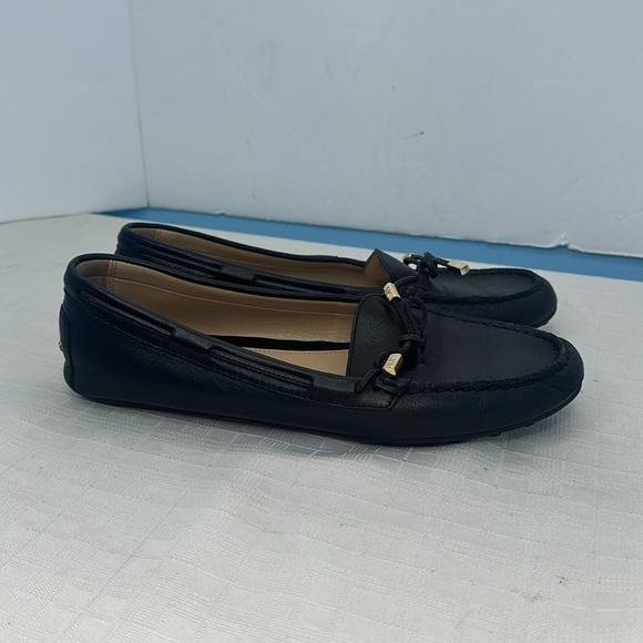 MICHAEL KORS SUTTON LEATHER LOAFER size 9 - Picture 2 of 10